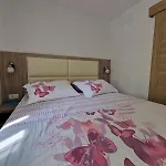 Nino Apartments
