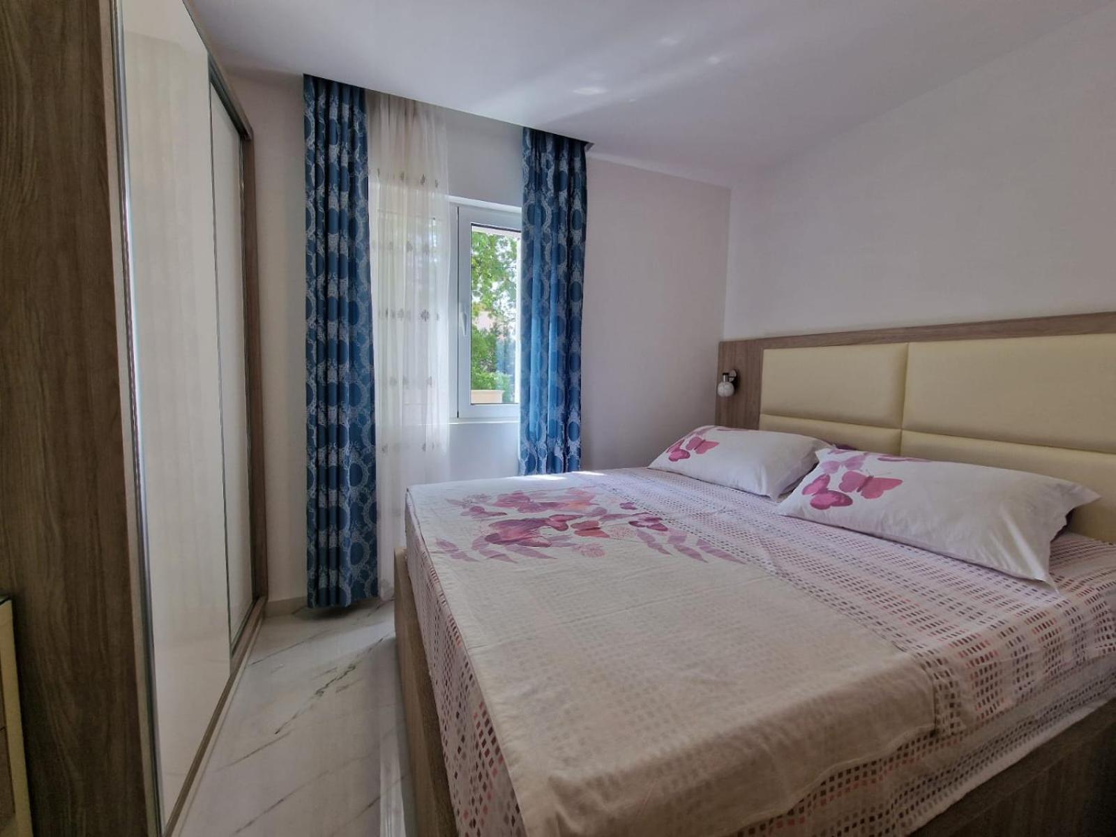 Apartment Nino Budva
